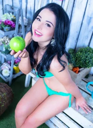 проститутка Марина, 22, Питер